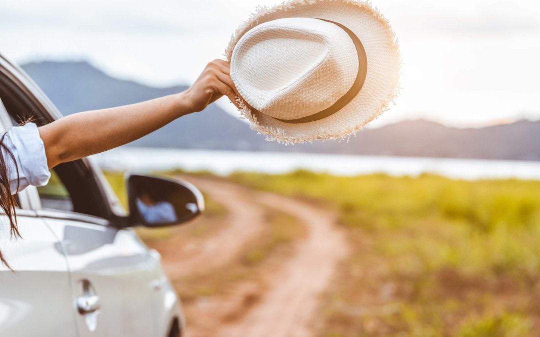 Reisen & Urlaub mit dem Firmenwagen – wie der Versicherungsmakler unterstützt
